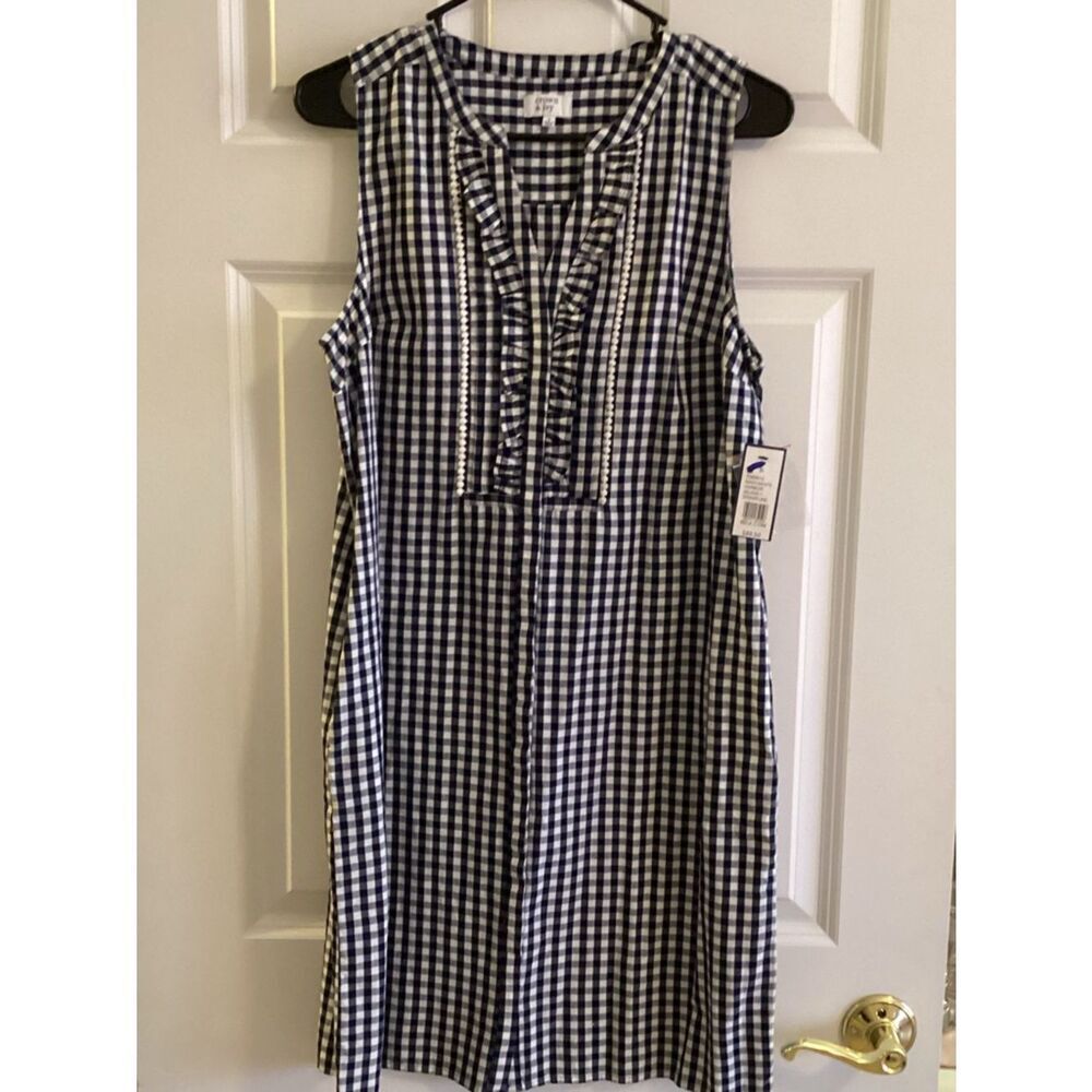 NWT. Crown & Ivy Brand (Belk)  Navy and White Gingham Dress Size 6